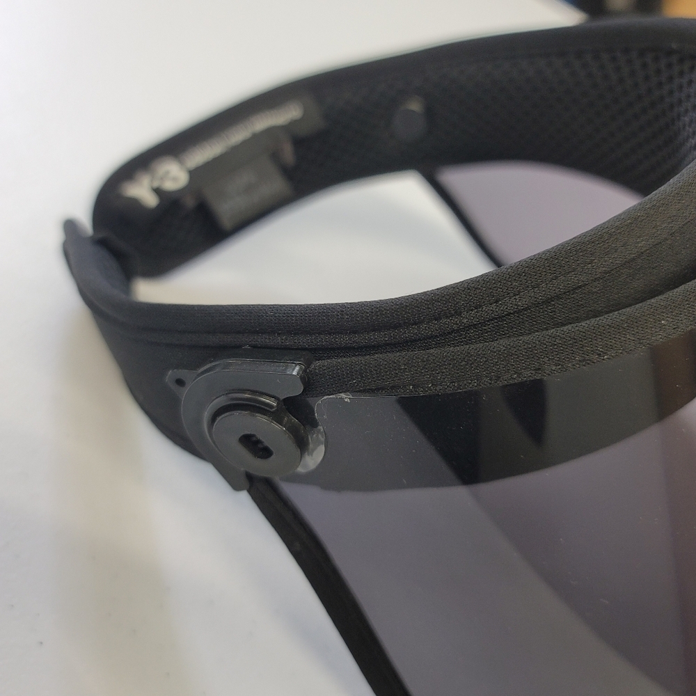 Y-3 Transparent Runway Visor (Rare) - Picture 15 of 16